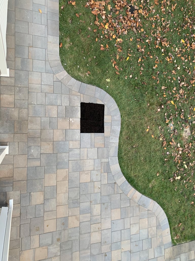 Aerial photo of patio showing edging