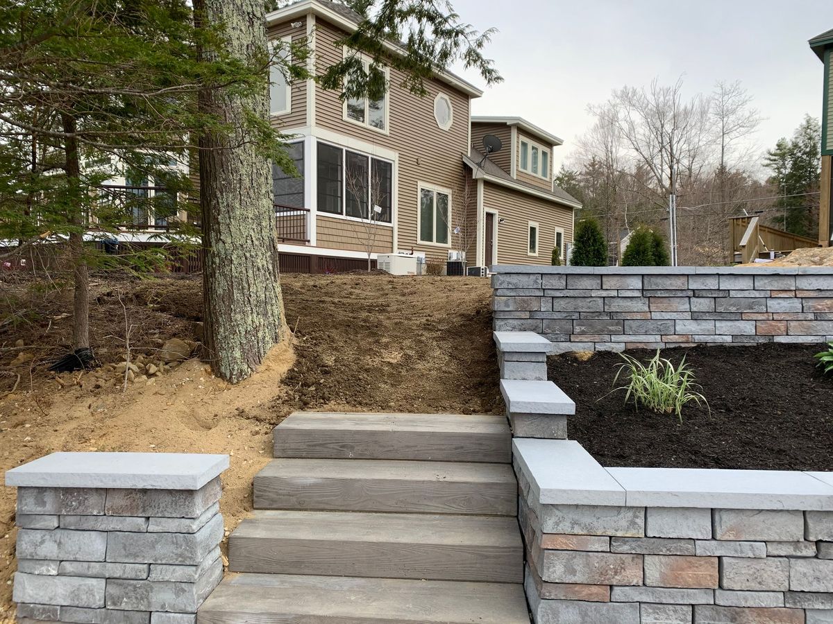 Steps and retaining wall with garden