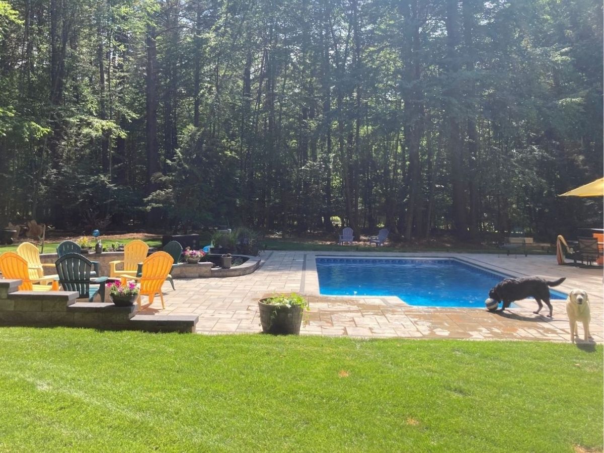 BLU60 - Pool Photo - 1200x900-1